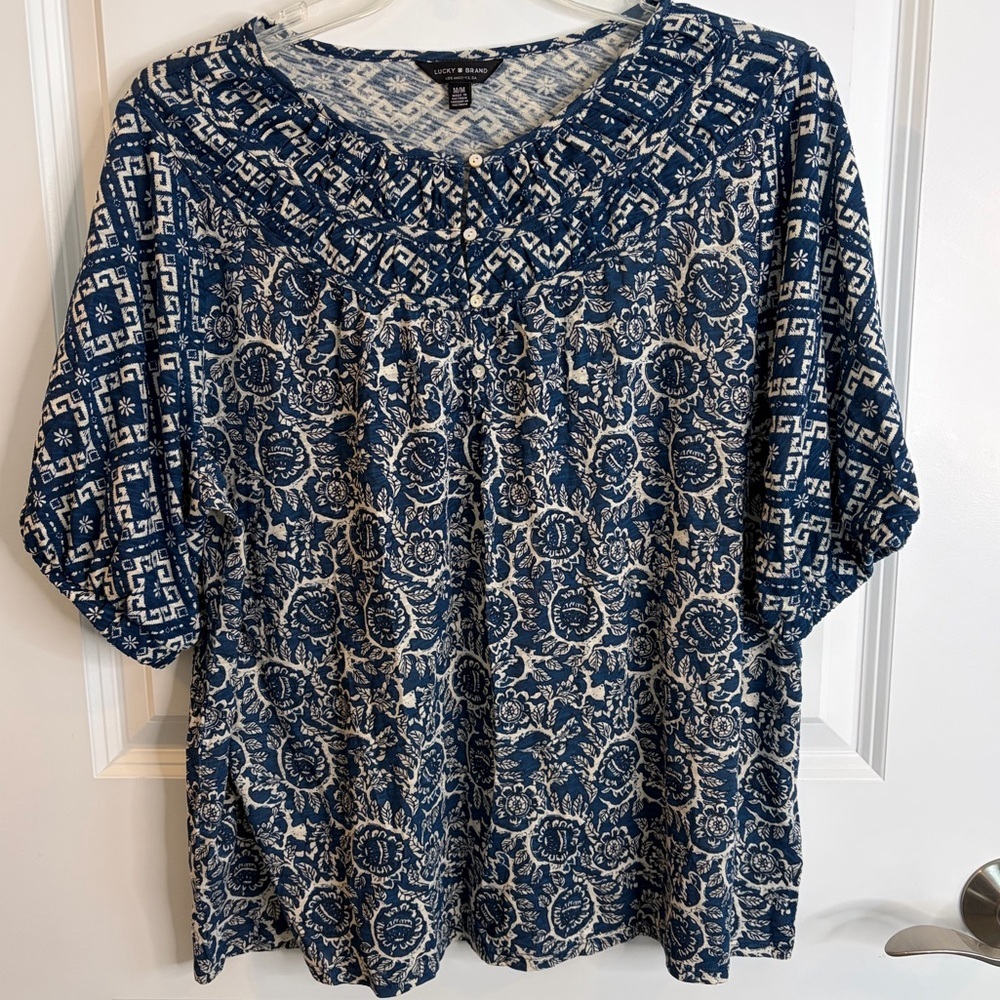Lucky Brand Blue and White Patterned Blouse